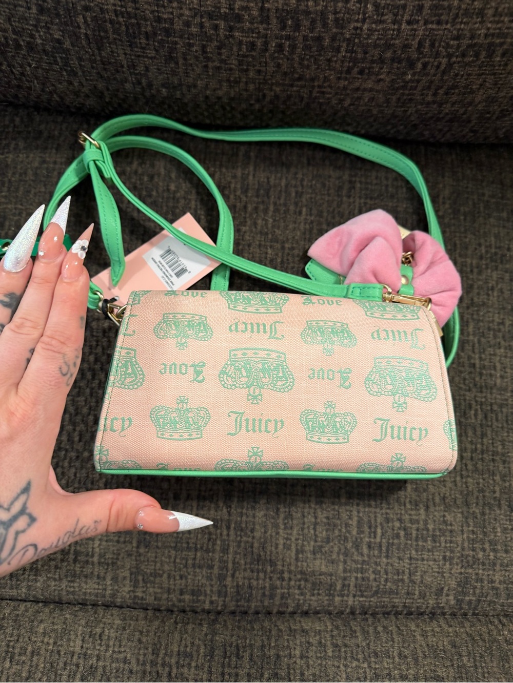 Juicy Couture EXCLUSIVE Crossbody Bag Adjustable - Picture 10 of 10